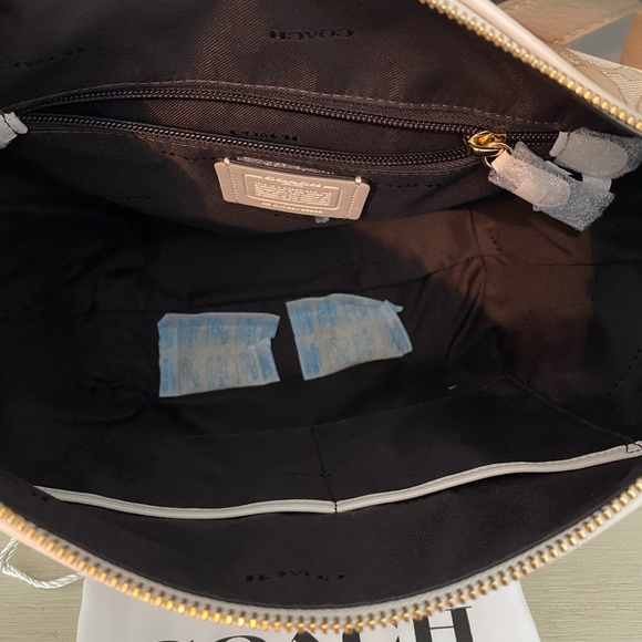 Coach Dufflette Signature Large - Picture 5 of 10